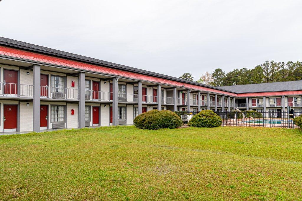 Red Roof Inn Savannah - Richmond Hill / I-95 Bagian luar foto