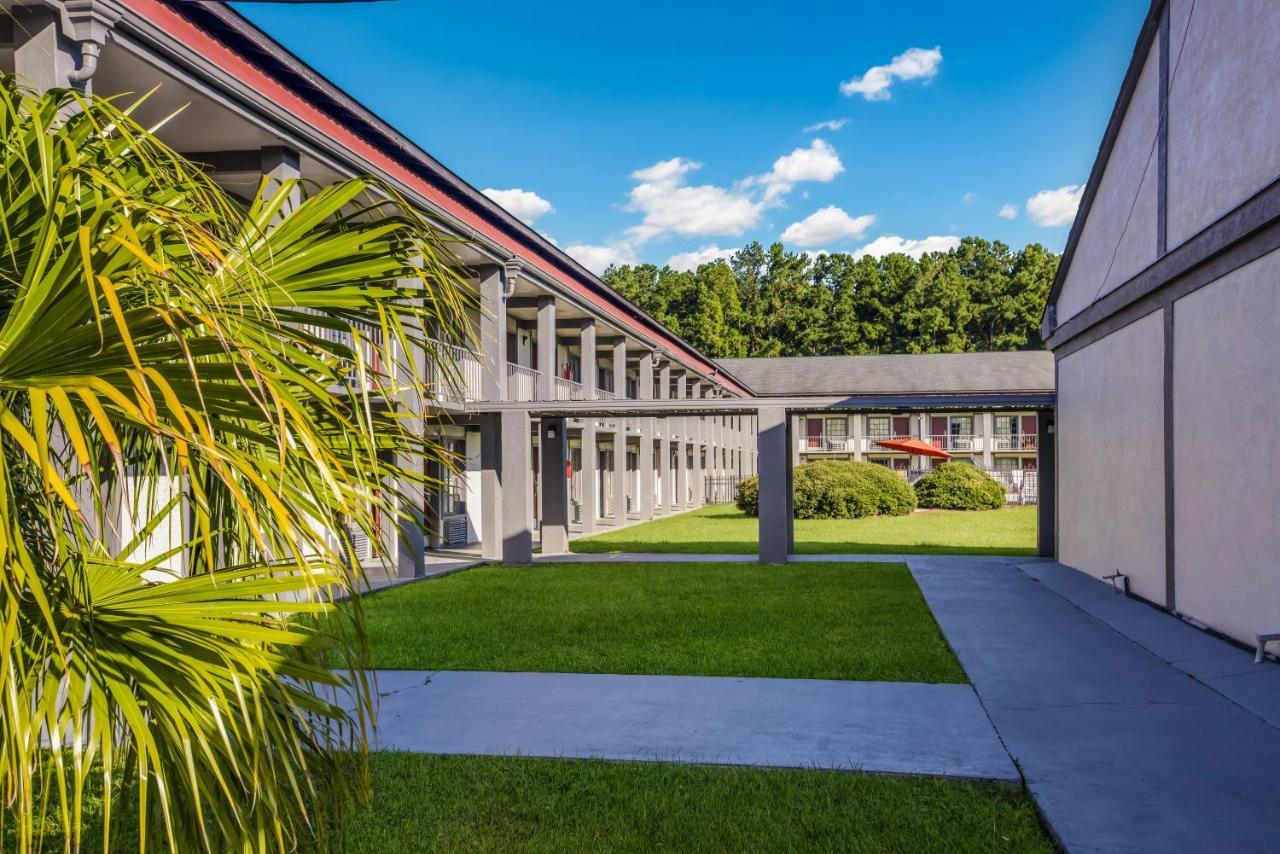 Red Roof Inn Savannah - Richmond Hill / I-95 Bagian luar foto