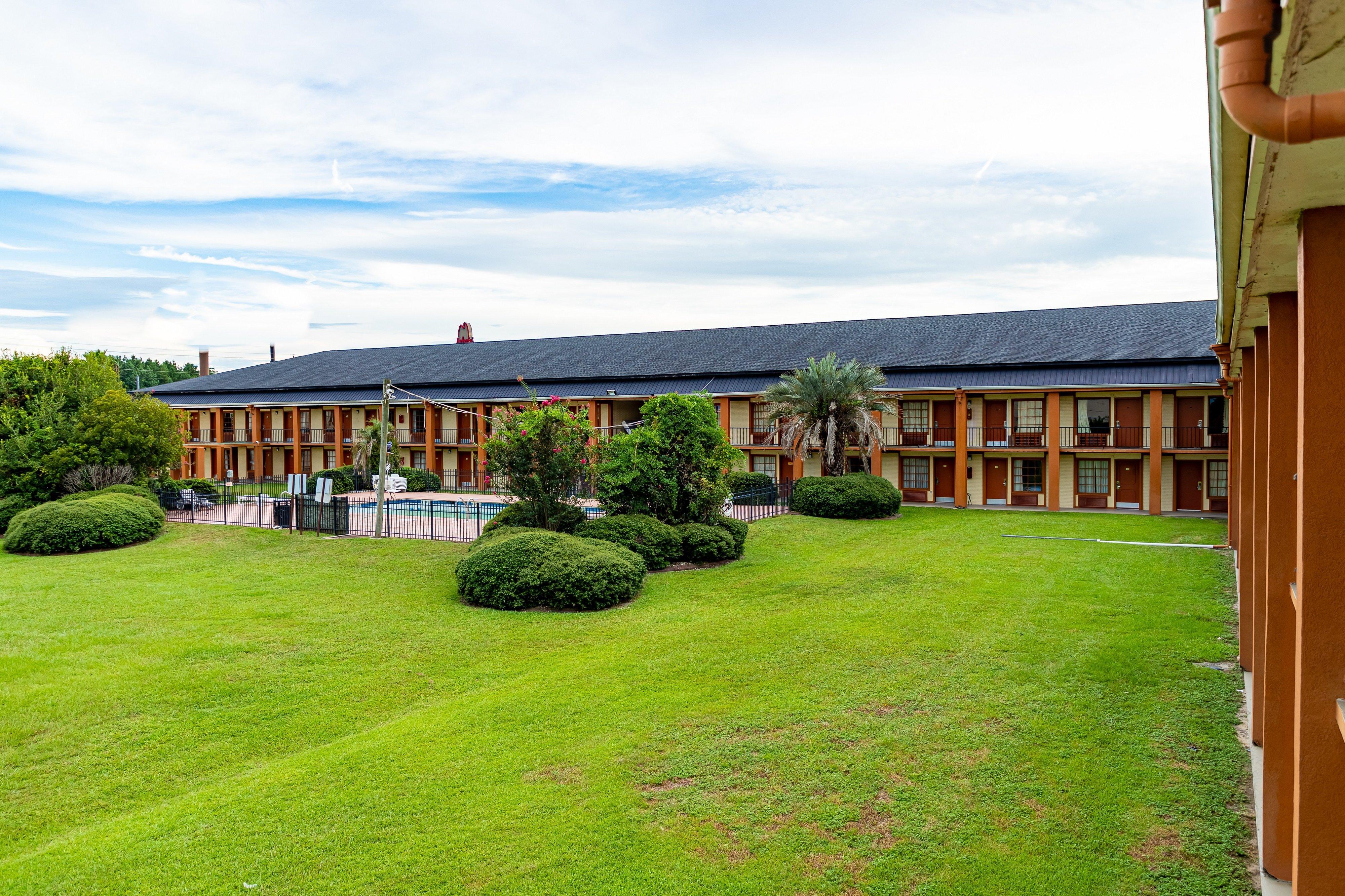 Red Roof Inn Savannah - Richmond Hill / I-95 Bagian luar foto